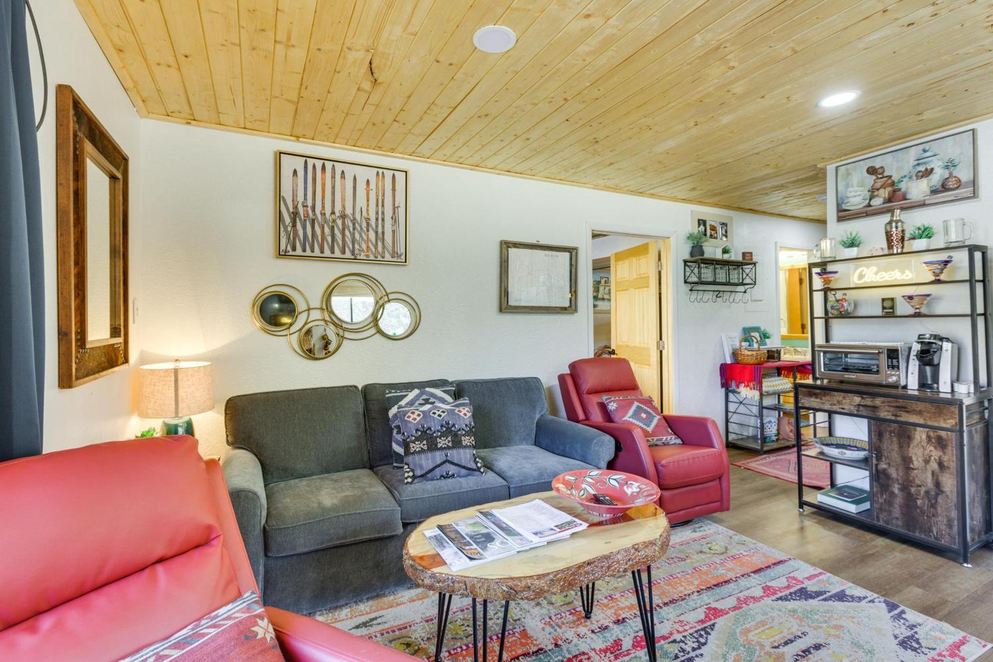 Ski-In Red River Retreat Balcony, Mountain Views! Εξωτερικό φωτογραφία