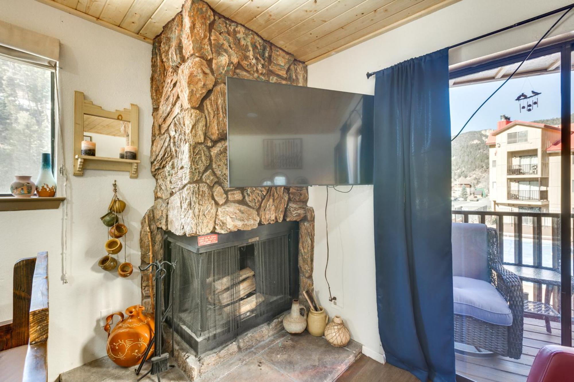 Ski-In Red River Retreat Balcony, Mountain Views! Εξωτερικό φωτογραφία