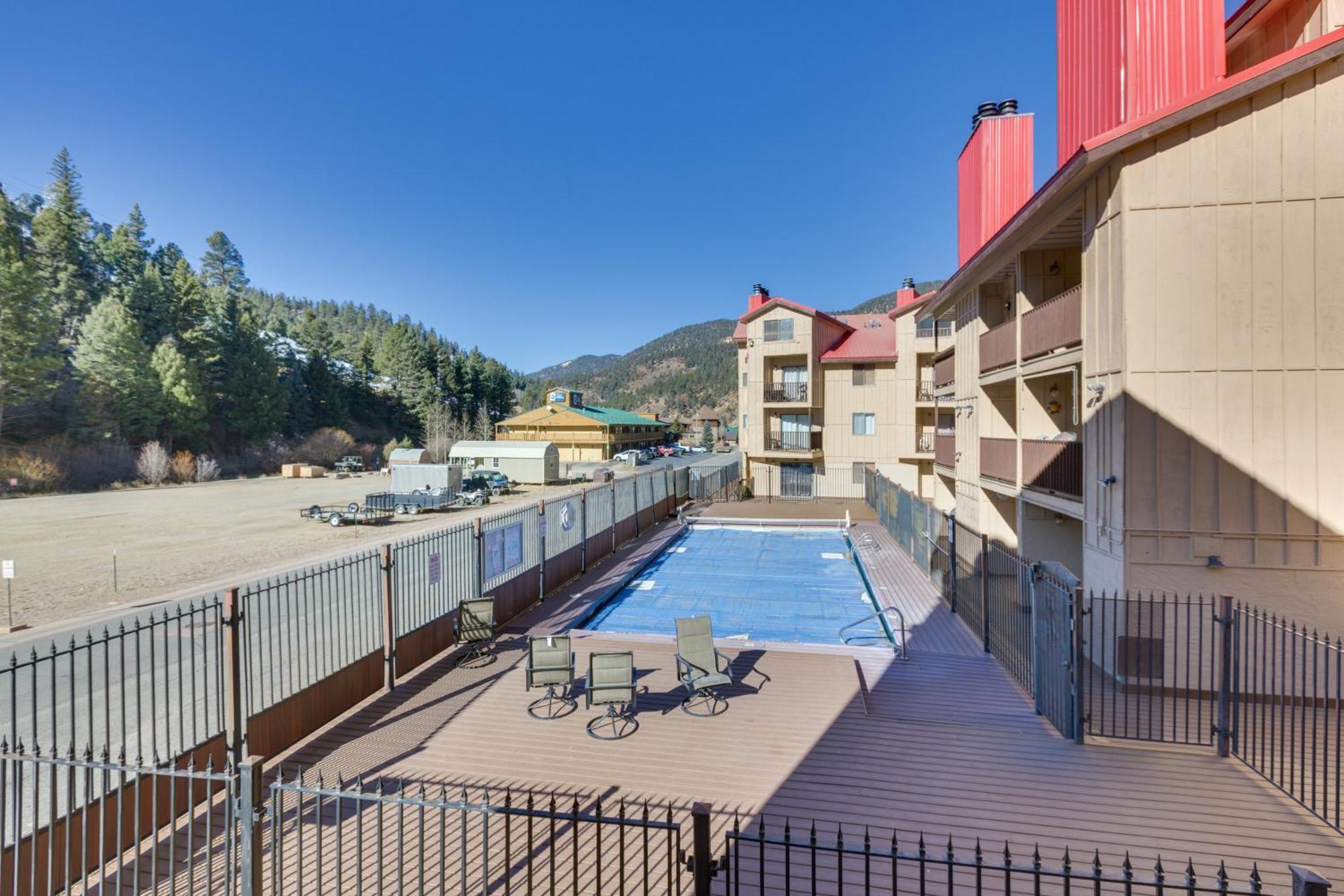 Ski-In Red River Retreat Balcony, Mountain Views! Εξωτερικό φωτογραφία
